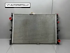 A0995002103 Mercedes-benz 2015 - 2018 C300 W205 Engine Coolant Cooling Radiator Oem