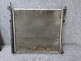 Mercedes-benz A1665000603 Engine Cooling Water Radiator W166 X166 Amg Ml63 Gl63 Oem