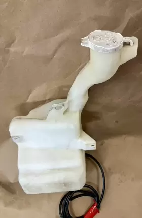 Mr597325 Mitsubishi 2004 2012 Galant And Endeavor Coolant Reservoir Genuine Oem