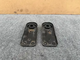 Fr33-8k202-ac Oem Ford Mustang Gt 2015-2023 Radiator Support Mount Bracket Set