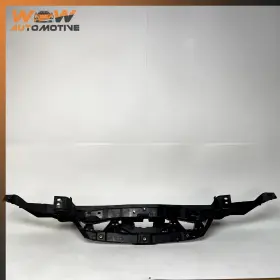 7p5805931 Porsche 11-14 Cayenne Radiator Core Support Upper Center Tie Bar Bracket Oem