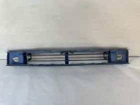 10000082071 Rivian 22-24 R1t R1s Active Air Shutters Front Flap Duct Deflector