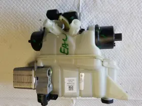 671.ts1p19 Tesla 19 Model 3 Reservoir Superbottle Tank Chiller Oem