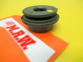 Toyota 03050-96-97-98-99-00 Radiator Grommet Rubber Bushing Lower Bottom 1 For Rav4 96 97 98 99 00