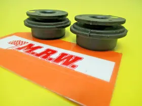 03050-97-98-99-00-01 Toyota Radiator Grommet Rubber Bushing Lower Oem Camry 97 98 99 00 01 4cyl Japan