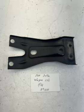 Volkswagen 5k0 805 567 2010-2014 Jetta Sportwagen Center Upper Radiator Support Bracket Oem