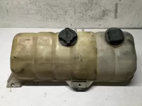 1674916 Volvo 1998-2003 Vnl Radiator Overflow Bottle - Used P/n
