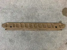 31368100 Volvo 10-17 Xc60 Lower Radiator Bracket