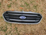 2013-2019 Ford Taurus Front Upper Grille Police Interceptor DG13-8A164-B Used. Price: $125.00.