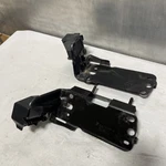 2007 - 2011 Bmw 335I E90 Radiator Support Mount Bracket Set L & Oem 23781010 Used. Price: $30.00.